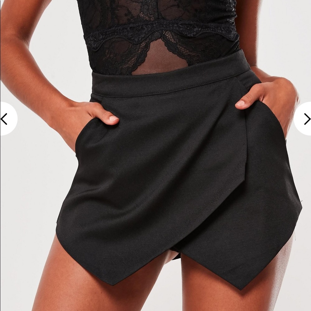 Black wrap skirt/skort